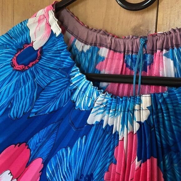 Unique Handmade Allover Pleated Blouse, S/M - Picture 2 of 5